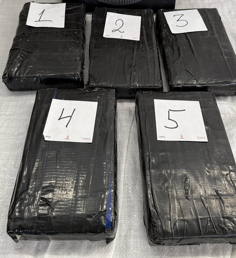 Кокаин и амфетамини за близо 1,5 млн. лв. задържаха на Капитан Андреево