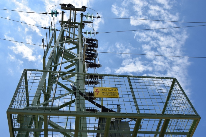 ЕРМ Запад подобрява електрозахранването в столичния квартал Факултета