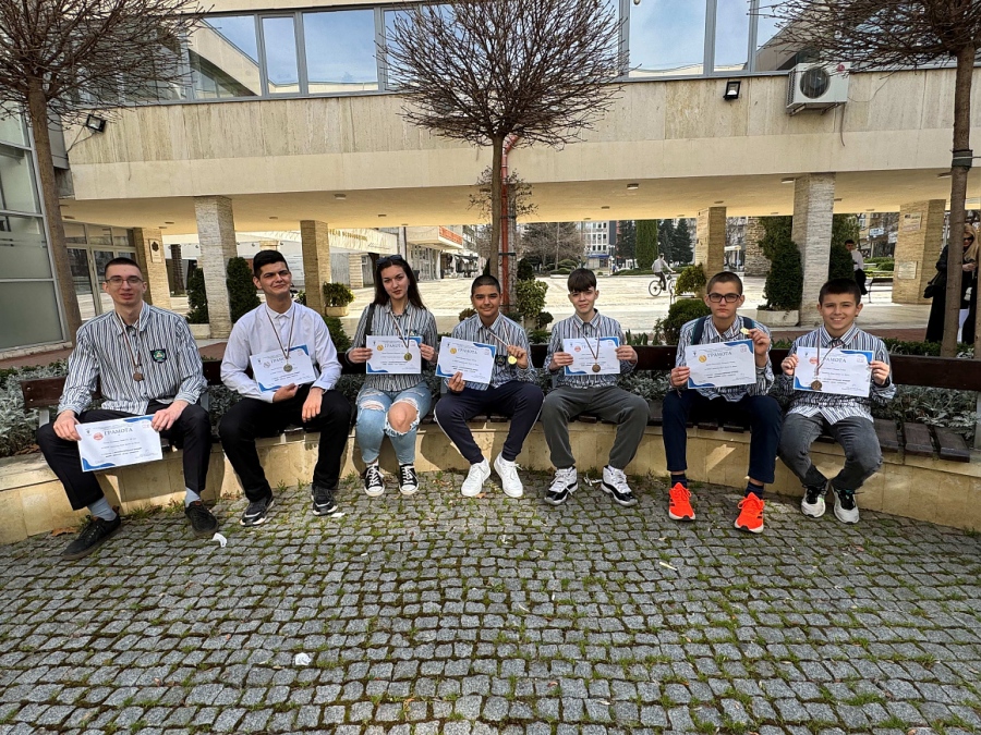 Нови медали от математическия турнир в гр. Ботевград