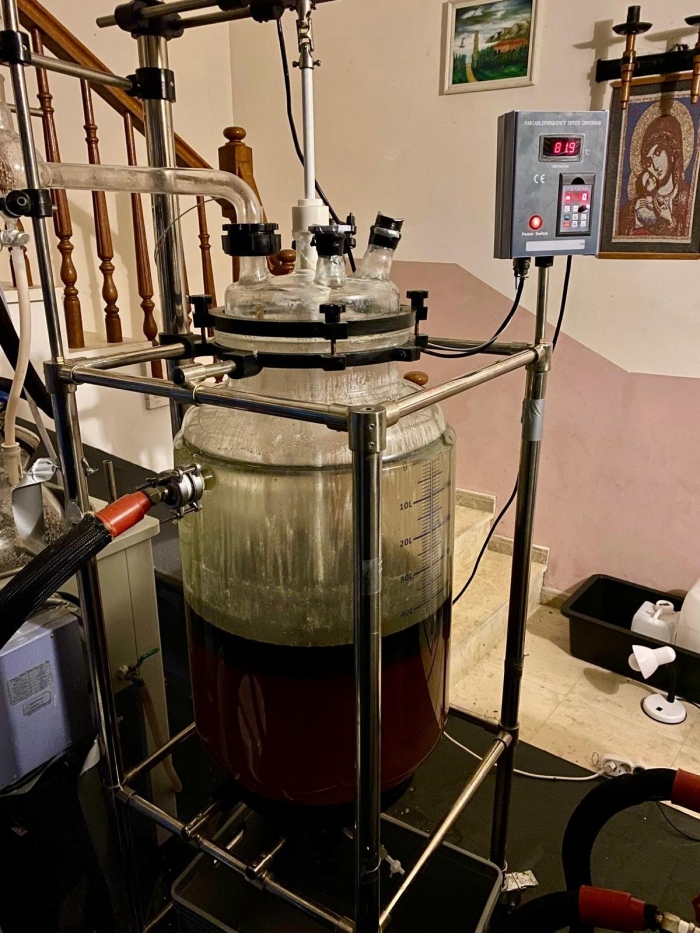 Разбиха една от най-големите високотехнологични лаборатории за производство на амфетамини