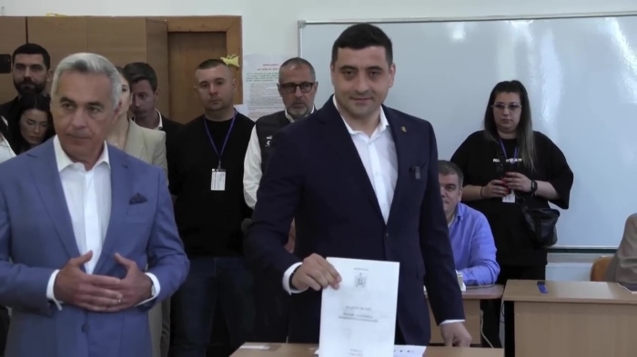 Балотаж на изборите за президент в Румъния: Националистът Джордже Симион печели първия тур