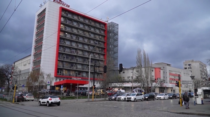 Нов смъртен случай с дете: 7-годишно момиче е починало на път за \"Пирогов\" 