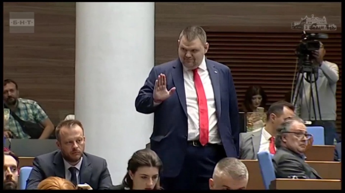 Стратегията \