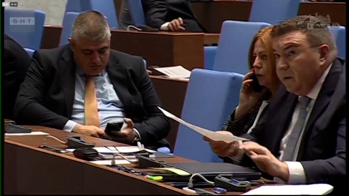 Словесен сблъсък в НС: Темата \