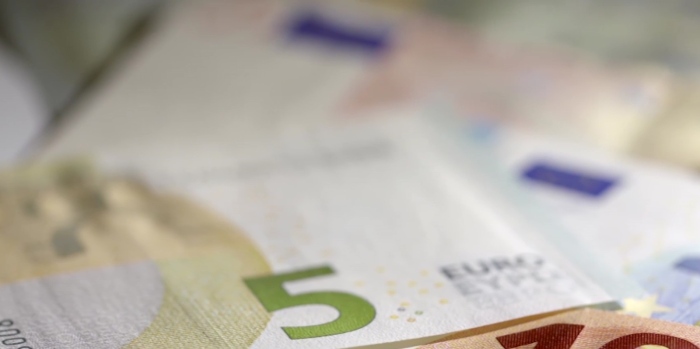 Ще се повиши ли инфлацията след еврото? Всеки втори българин е против единната валута