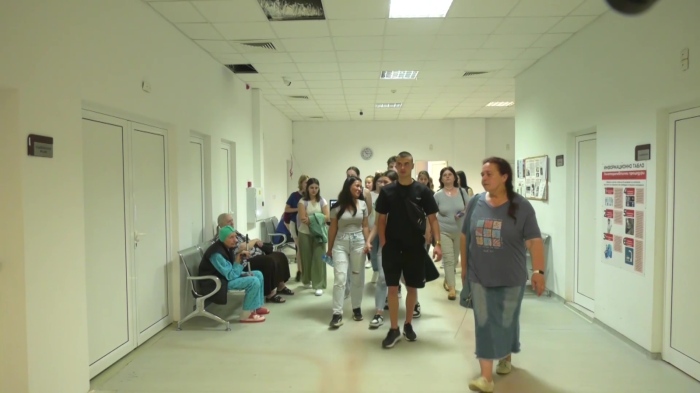 Как работят професионалистите? Ученици от СУ \"Васил Кънчов\" - Враца посетиха КОЦ 