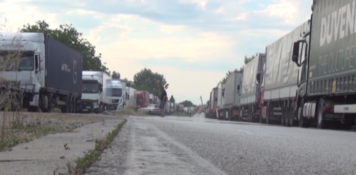 Служителите на АПИ излизат на протест: Акцията ще блокира Дунав мост при Видин