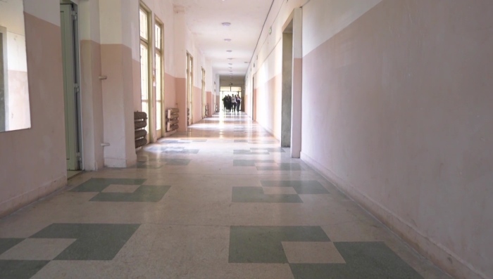 Добър 4,27 по БЕЛ: МОН с обзор на матурите