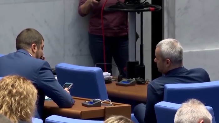 По темата финансова стабилност „Възраждане“ готвят нов вот на недоверие (Обновен)