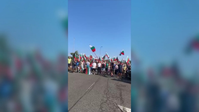 \"Поход\" в защита на лева: Протест на \"Величие\" в Брюксел 