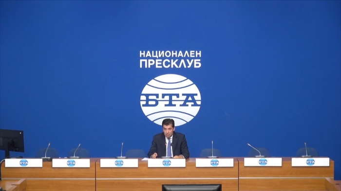 Кирил Петков подаде оставка и напуска парламента заради корупционен скандал