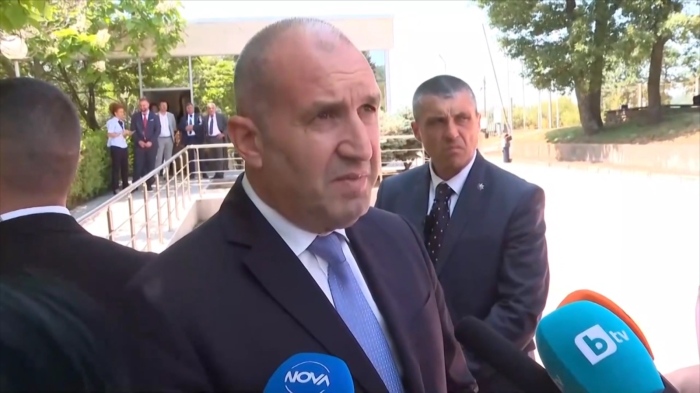 Държавният глава за влизането ни в еврозоната:  \"Да твърдиш, че еврото няма да вдигне цените, е подигравка\"