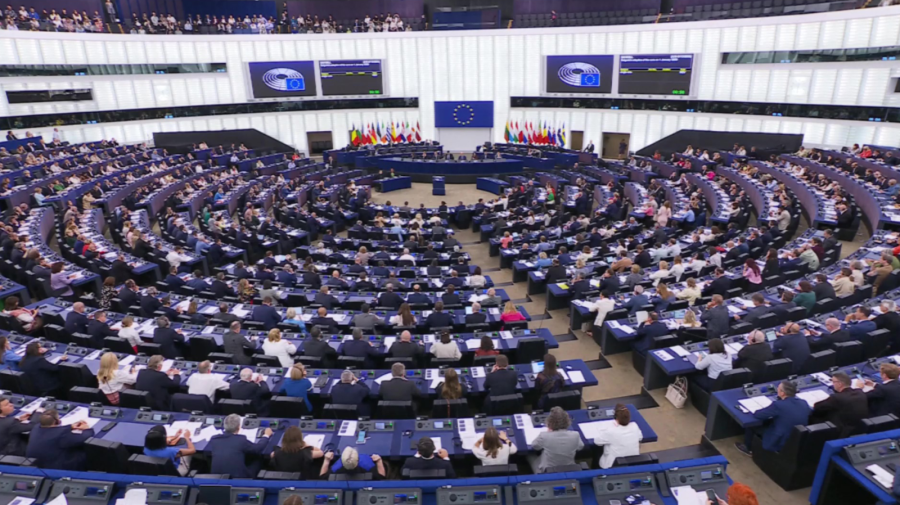 Страсбург и Брюксел казаха \