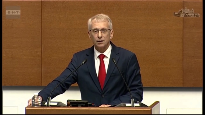 От парламентарната трибуна: Николай Денков с критики към върховенството на закона