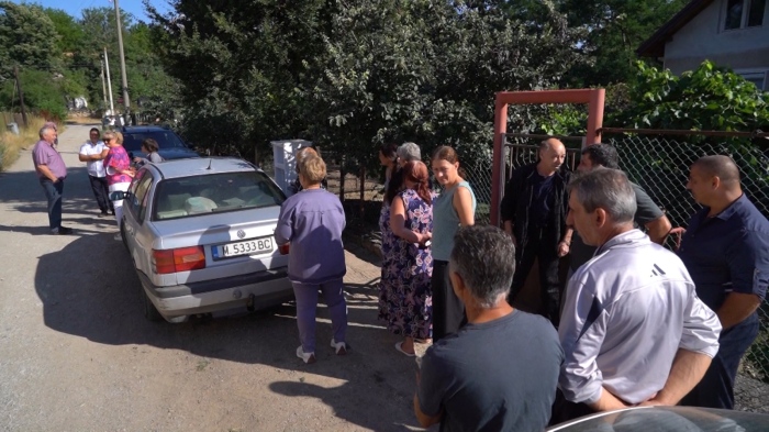 След дълго чакане: Асфалтират улици в села от община Бойчиновци