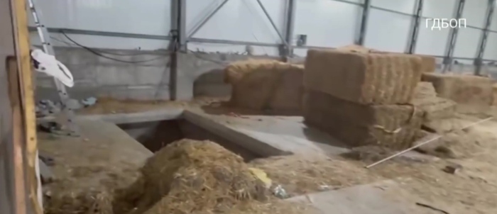 Двама души са обвинени за цигарената фабрика: Свекър и снаха остават в ареста, издирват още четирима