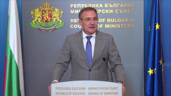 Помощ за пострадалите при пожари: Семейство може да получи до 5 хил. лева