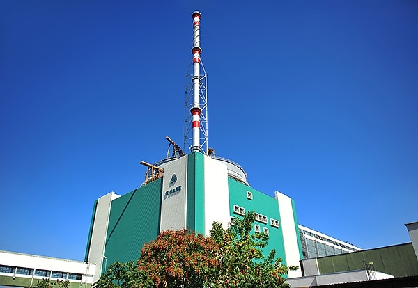 Шести блок на АЕЦ \"Козлодуй\" е включен в енергийната система