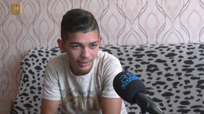 Борба за нормалност: 15-годишният Мирослав мечтае да вижда отново 