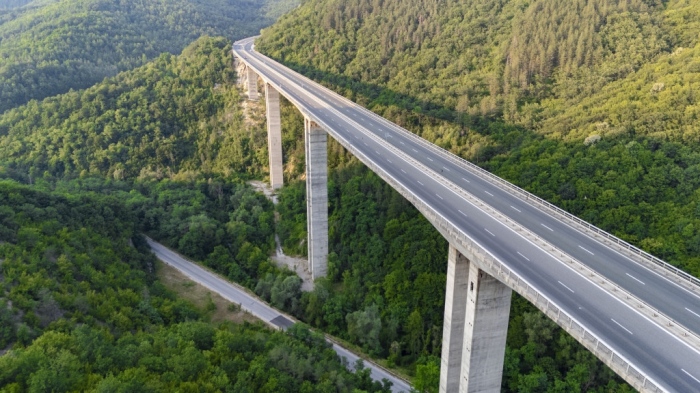 АПИ предупреждава: Шофьорите да се движат с повишено внимание на АМ \" Хемус\" в Софийска област