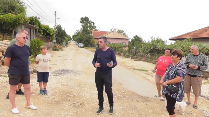 По Ваш сигнал:  Цял квартал в Оряхово недоволства заради потрошени улици 