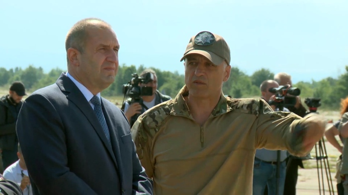 С указ на президента:  Радев преназначи ген. Емил Тонев за началник на НСО