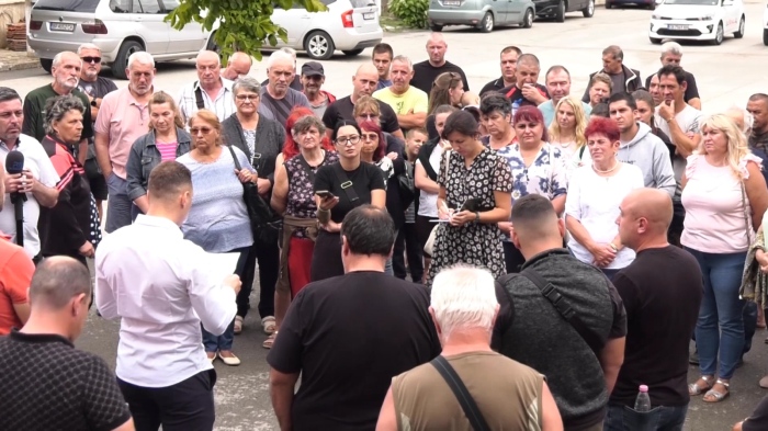 След Оряхово и Враца излезе на протест: Спрян проект за 10 млн. в квартал Бистрец вбеси хората