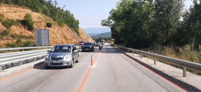 След серия инциденти на пътя: Монтираха колчета в участъка Мездра - Ботевград