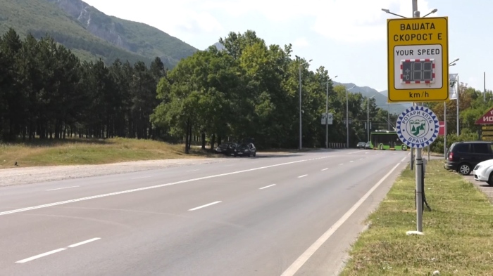 Заради засилен трафик по пътищата: Спират камионите по магистралите (Обновен)