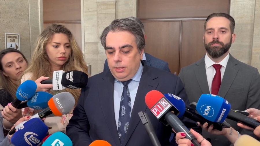 Асен Василев за побоя в Русе: \