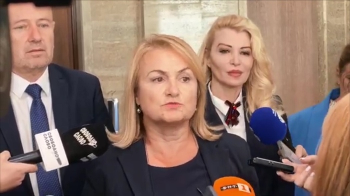 След побоя в Русе: Опозицията категорична за оставката на министър Митов