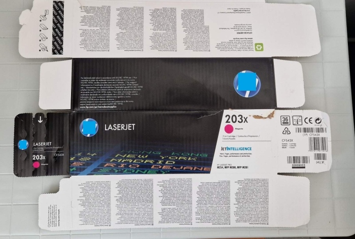 Иззеха над 1400 фалшиви тонер касети на „Капитан Андреево“