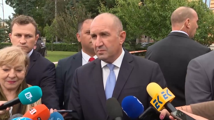 Словесни престрелки между Борисов и Радев: Лидерът на ГЕРБ заподозря президента в саботаж