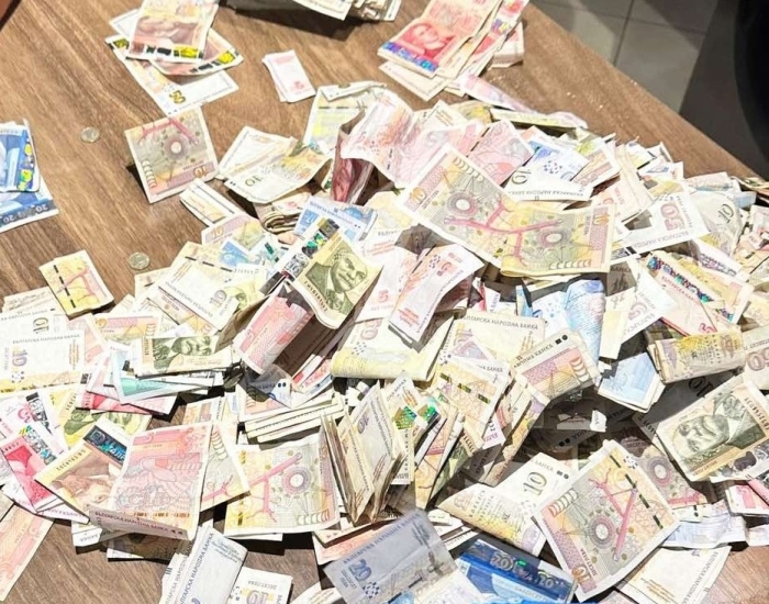 Задържаха шестима при спецакция в Бургас