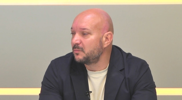 Политиката на фокус: Коментар на Петко Петков, „Галъп“