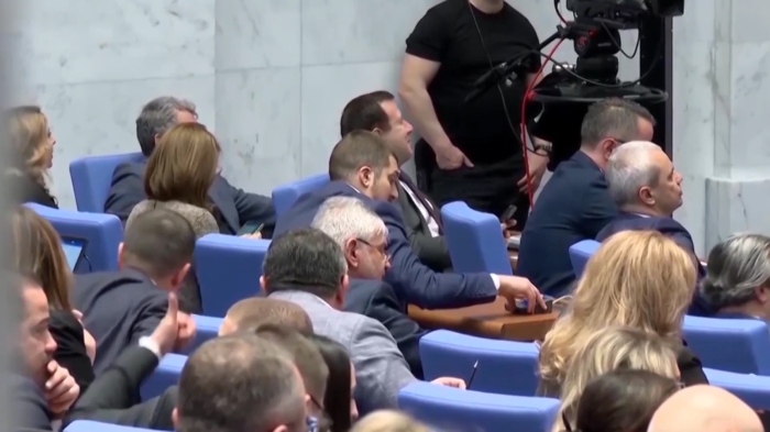 Втори ден без кворум: Опозицията отказа да се регистрира