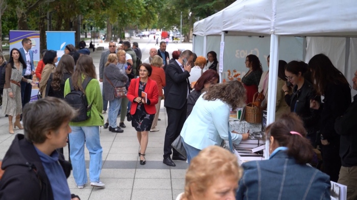 \"Алея на книгата\": Монтана събра млади писатели от седем области 