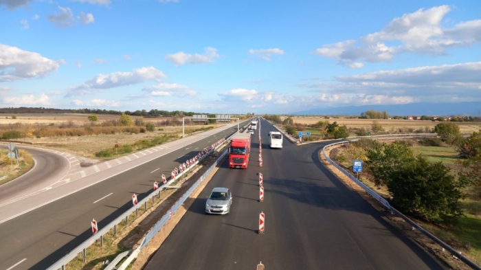 Спират трафика няколко пъти на ден по AM \"Тракия\"