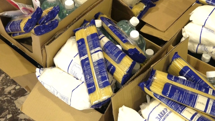 Подкрепа за социално слабите: Започна раздаване на хранителни пакети от БЧК