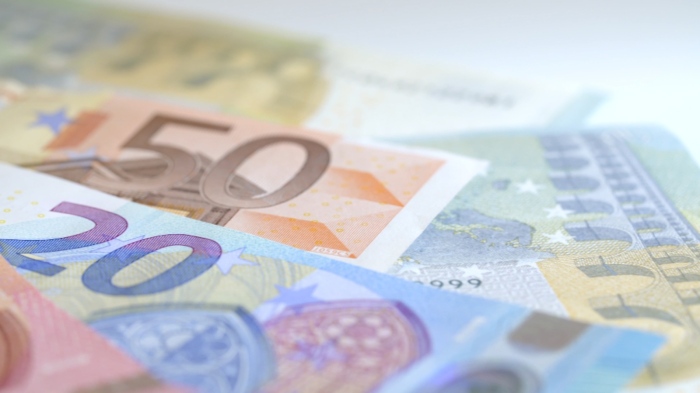 За нарушаване на Закона за еврото: КЗП санкционира 70 търговци за липса на информация за цени