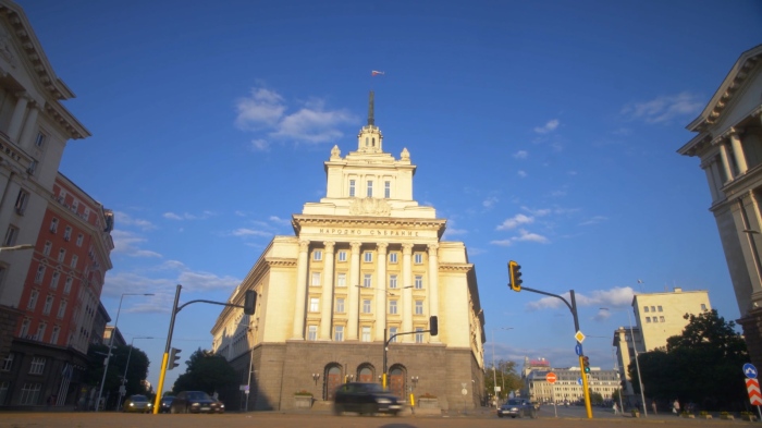 Заради липса на част от БСП: Разговорите за преформатиране на властта се отлагат