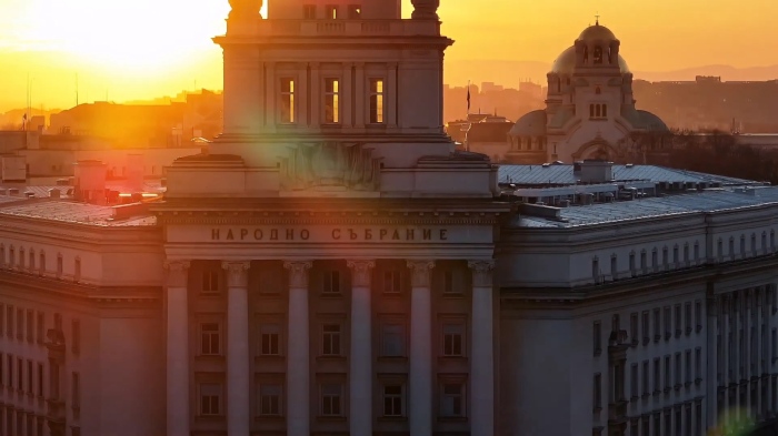 Заради санкциите на САЩ срещу Русия: Смут в опозицията и прогнози за криза на пазара на горива