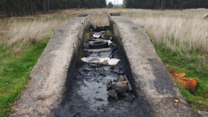 Екокатастрофа?: Емблематичният парк \"Тюлбето\" край Казанлък с тонове боклук 