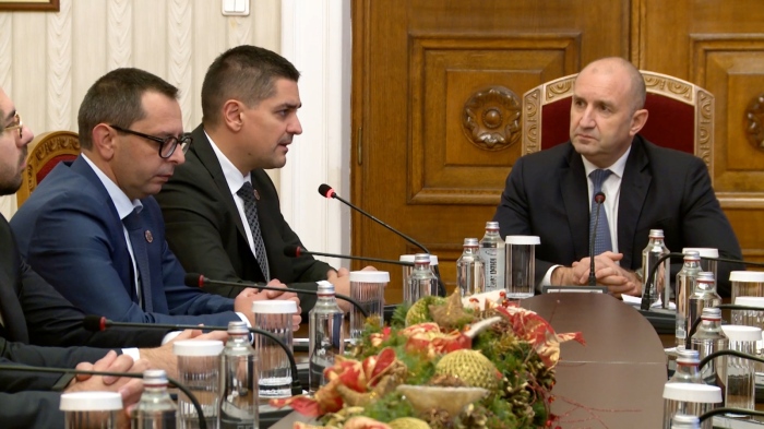 Разговорите с АПС и МЕЧ: Четвърти ден консултации при президента