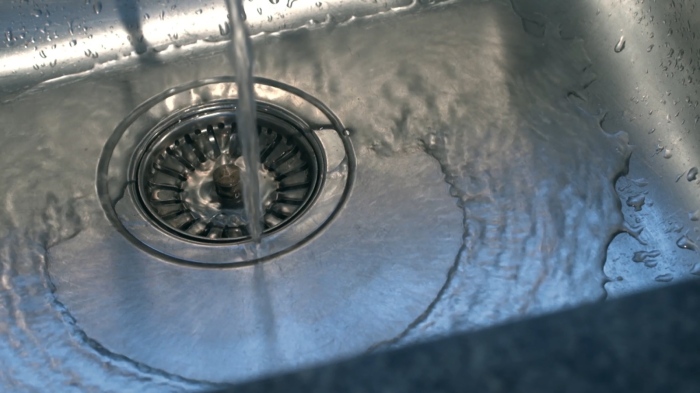 Без поскъпване на водата от 1 януари: Държавните ВиК дружества запазват цените