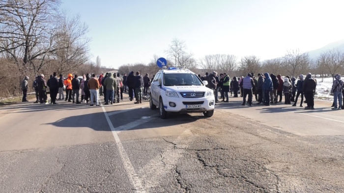 Блокада на Е79 край Враца заради три дни без ток по Коледа