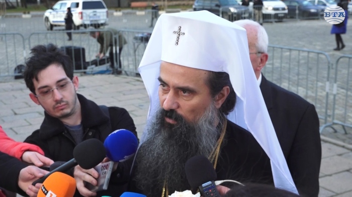 Богоявление е! Патриарх Даниил: \"Богоявление е проява на Божията любов\"