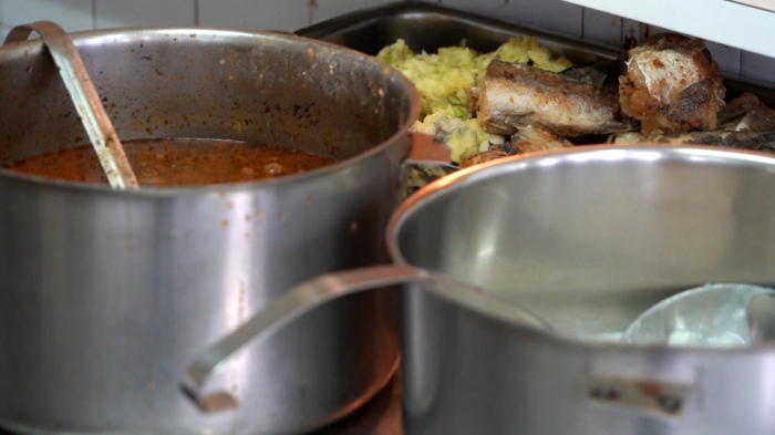 КЗК проверява фирми заради картел: Храна за болниците доставяна на сходни цени