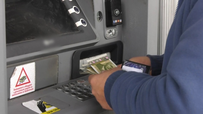 Близо 50% от левовете са изтеглени: Няма да удължават срока на двойно обращение