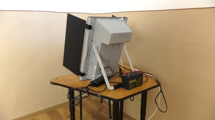 ПП-ДБ, \"Възраждане\" и ИТН искат 100% машинно гласуване: ЦИК отказа публична проверка на устройствата